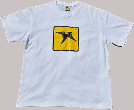 logo tee